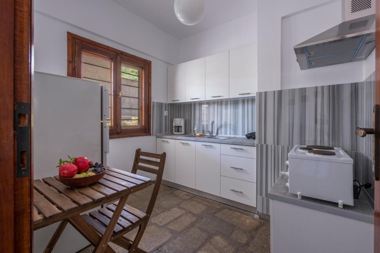 Blooming Memories B Apartment Vourvourou Exterior photo